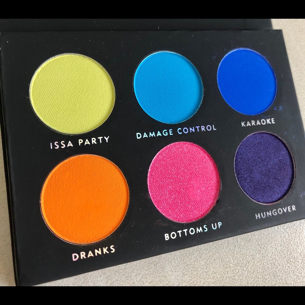 🌸 Laura Lee LA Party Animal Palette